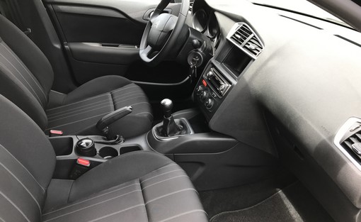 Citroën C4 1.4 95 Ch pack 2012 - vue 4