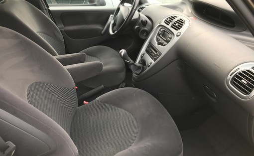 Citroën Xsara Picasso 1.6 HDI 90 2007 - vue 4