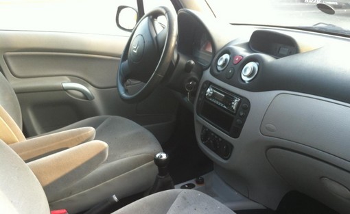 Citroën C3 1.4 HDI 2005 - vue 5