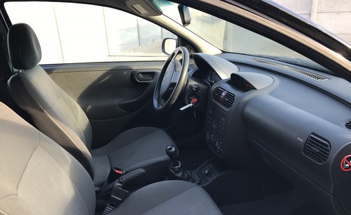 Opel Corsa 1.3 Cdti 2004 - vue 4
