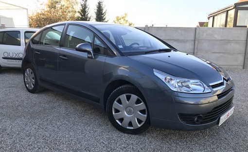 Citroën C4 1.6 HDI 110 2006 - vue 3