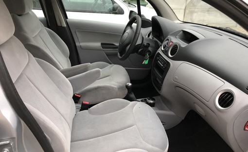 Citroën C3 1.4 exclusive 2005 - vue 4