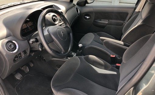 Citroën C3 1.4 HDI Exclusive 2008 - vue 4