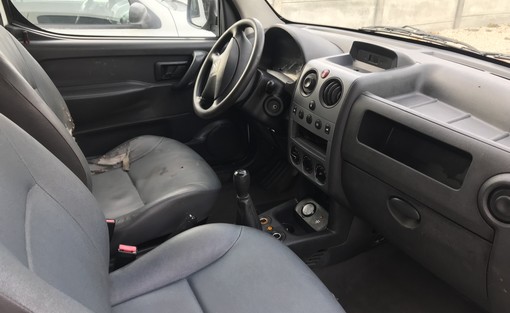 Citroën Berlingo 1.4 Gnv 2006 - vue 4