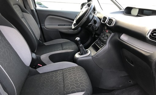 Citroën C3 Picasso 1.6 HDI 92 2011 - vue 4