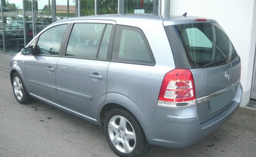 Opel Zafira 1.9 Cdti 2008 - vue 2