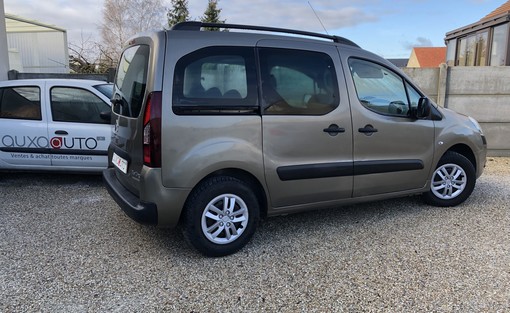 Citroën Berlingo 1.6 HDI 75 multispace 2014 - vue 2
