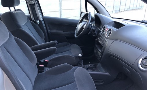 Citroën C3 1.4 HDI exclusive 2008 - vue 4