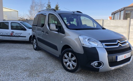 Citroën Berlingo 1.6 HDI 110 xtr 2009 - vue 3
