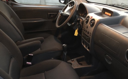 Citroën Berlingo 1.6 HDI 75 Ch confort 2008 - vue 5