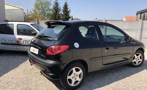 Peugeot 206 1.4 HDI jbl 2006 - vue 2
