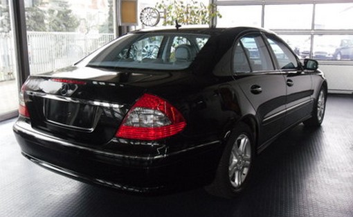 Mercedes-Benz Classe E 220 CDI Avantgarde 2006 - vue 3
