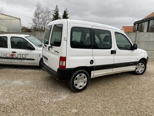 Citroën Berlingo 1.6 HDI 75 Ch 2010 - vue 2