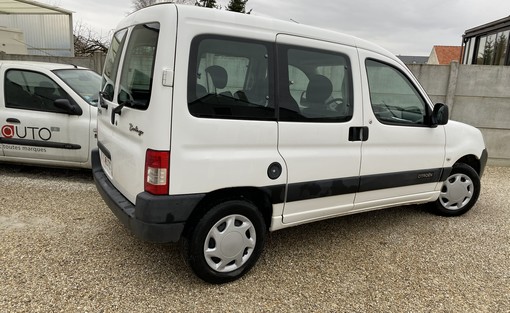 Citroën Berlingo 1.6 HDI 75 Ch 2010 - vue 2