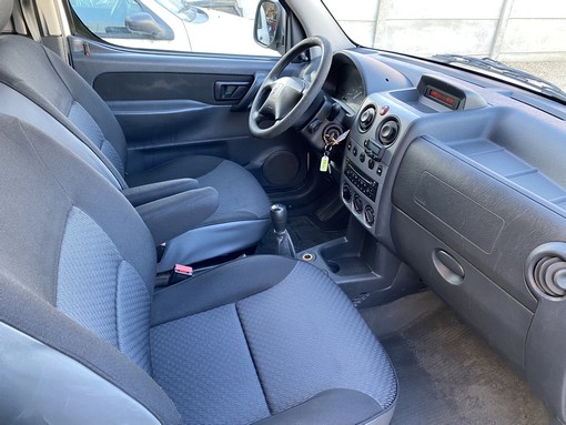 Citroën Berlingo 1.6 HDI 75 Ch 2010 - vue 4