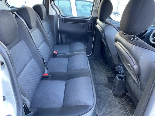 Citroën Berlingo 1.6 HDI 75 Ch 2010 - vue 5