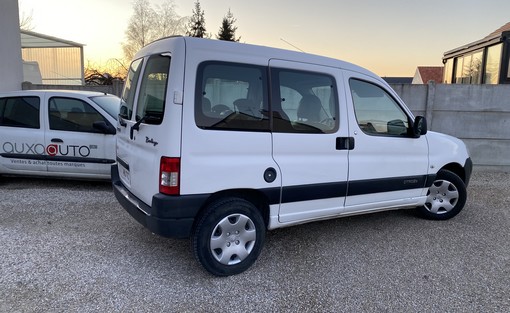 Citroën Berlingo 1.6 HDI 75 Ch 2009 - vue 2