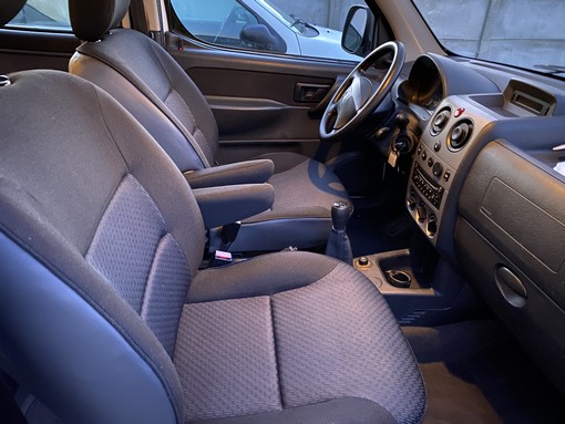 Citroën Berlingo 1.6 HDI 75 Ch 2009 - vue 4