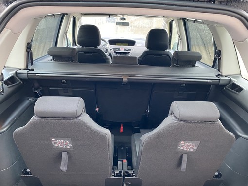 Citroën Grand C4 1.6 112 Ch confort 2013 - vue 4