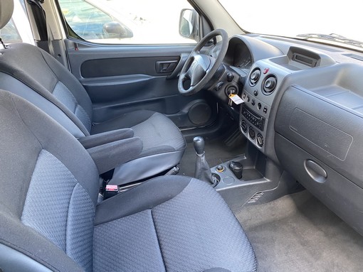 Citroën Berlingo 1.6 HDI 75 Ch 2009 - vue 3