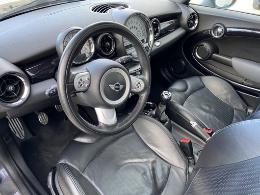 MINI Cooper 1.6 175ch s 2007 - vue 4