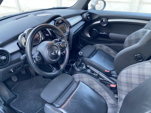 MINI Mini 1.5 cooper 2015 - vue 5