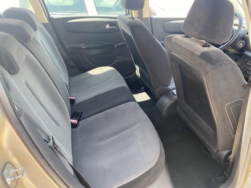 Citroën C4 1.6 HDI 92 2007 - vue 5