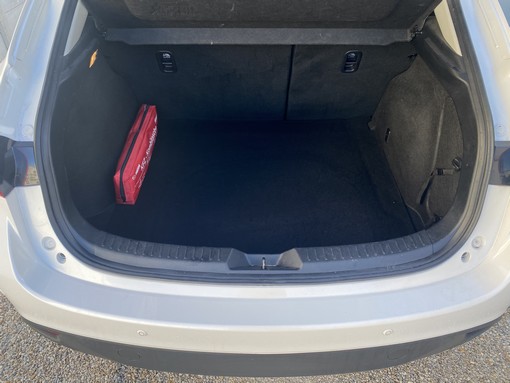 Mazda 3 2.0 120Xch 2015 - vue 8