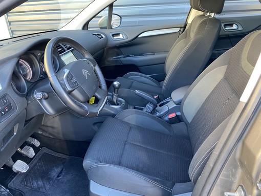 Citroën C4 1.6 HDI 92 Ch 2015 - vue 6