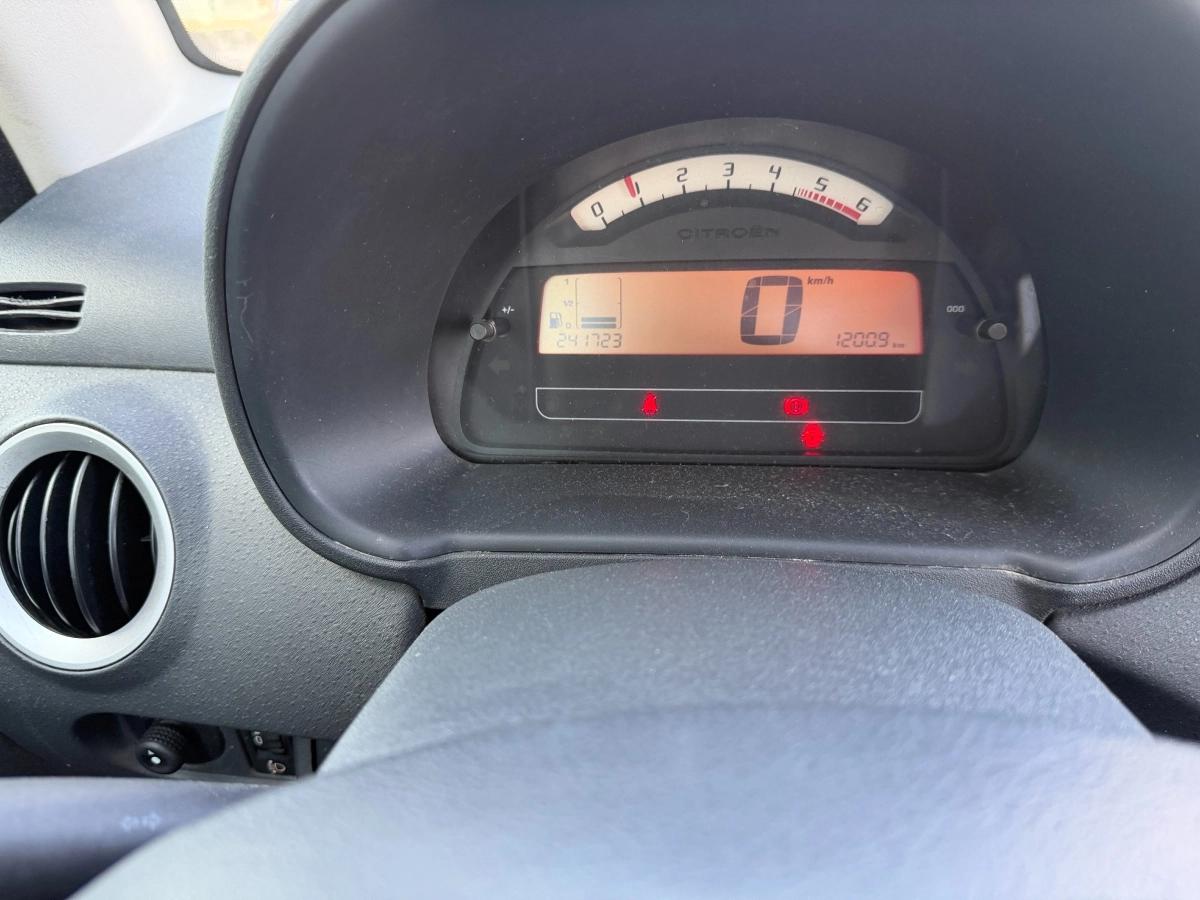 Citroën C3 GENERATION-I SOCIETE 1.4 HDI 70 CLUB ENTREPRISE 2007 - vue 16