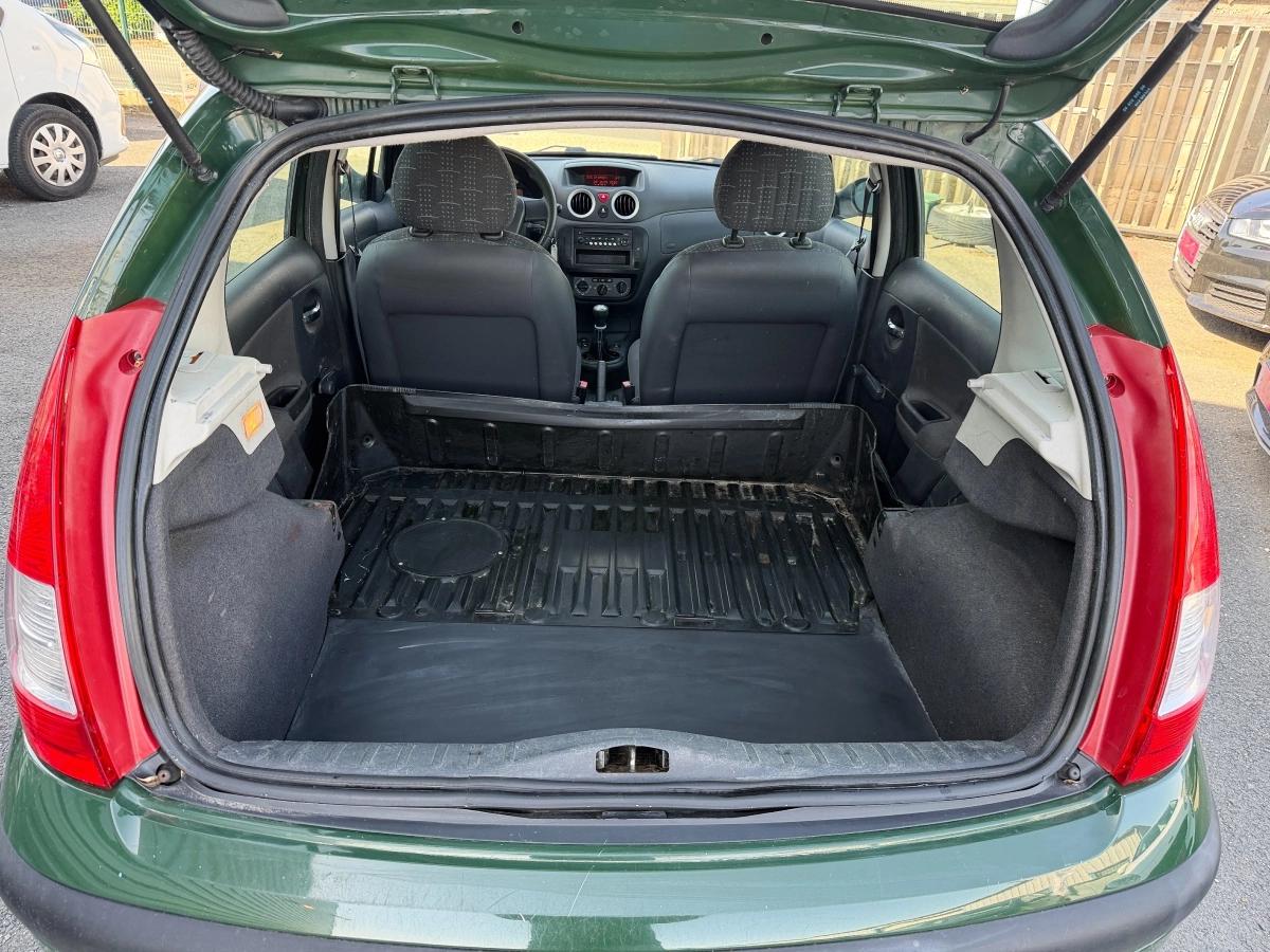 Citroën C3 GENERATION-I SOCIETE 1.4 HDI 70 CLUB ENTREPRISE 2007 - vue 17