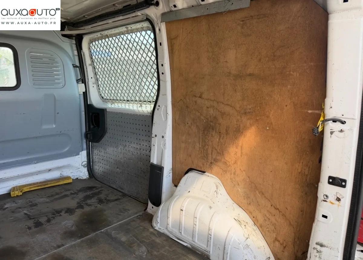 Citroën Jumpy Vu FOURGON 2.0 HDI 120 L1H1 L2 M 2009 - vue 9