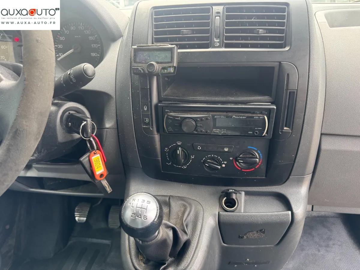 Citroën Jumpy Vu FOURGON 2.0 HDI 120 L1H1 L2 M 2009 - vue 18