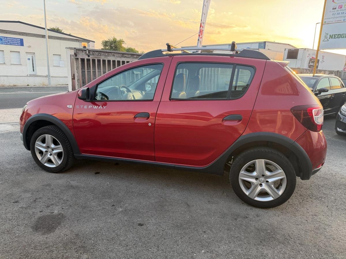 Dacia Sandero STEPWAY 0.9 TCE 90 2012 - vue 6