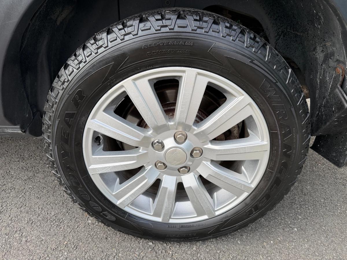 Land Rover Discovery 3.0 SDV6 255 HSE 4WD BVA 2014 - vue 10