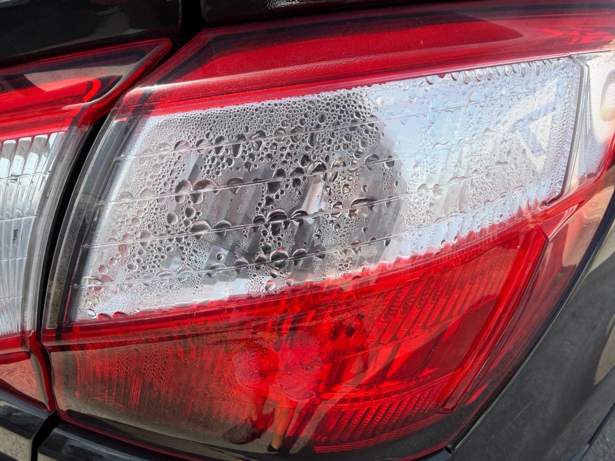 Nissan Qashqai GENERATION-I PLUS-2 1.5 DCI 110 CONNECT EDITION 2WD 2010 - vue 11