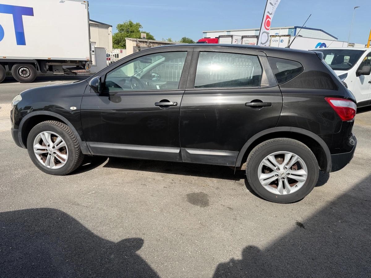 Nissan Qashqai GENERATION-I PLUS-2 1.5 DCI 110 CONNECT EDITION 2WD 2010 - vue 4