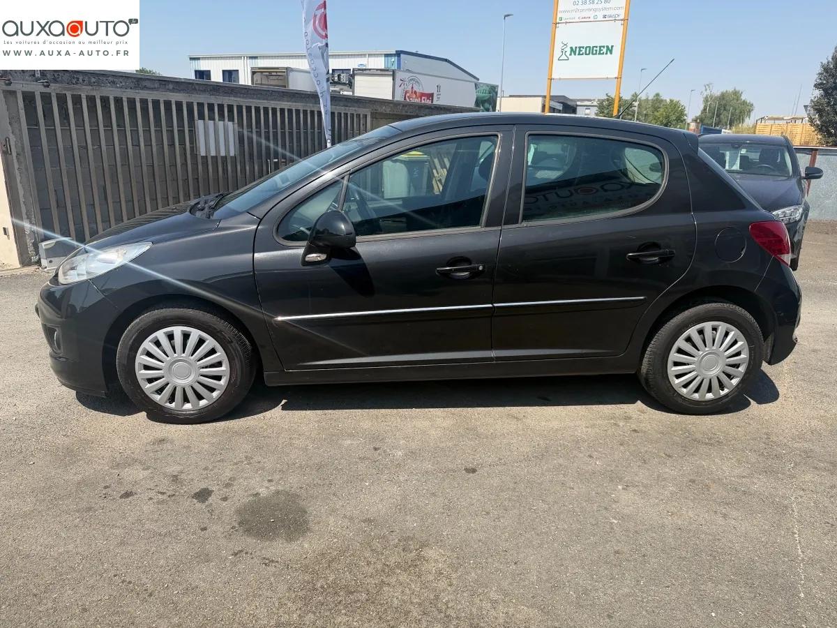 Peugeot 207 1.4 75 ACTIVE 2012 - vue 5