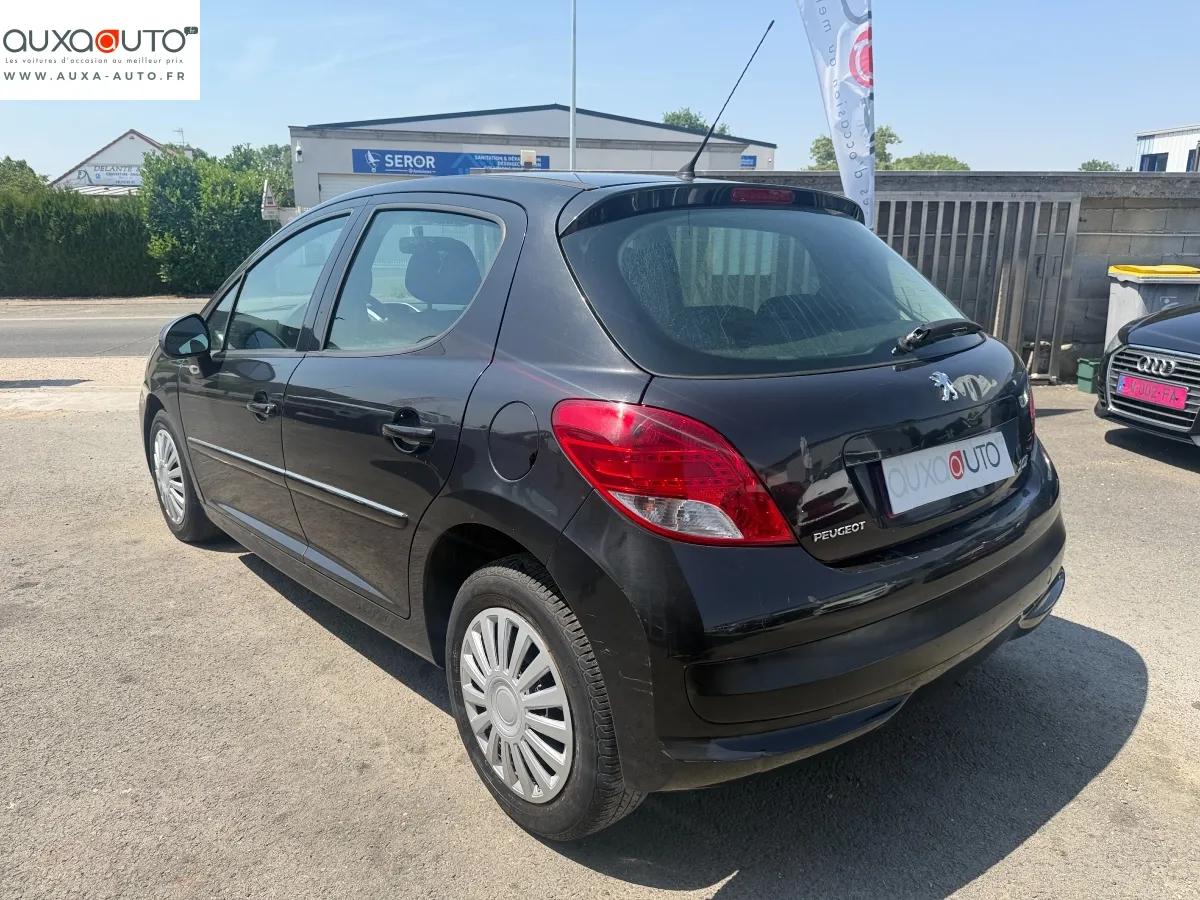 Peugeot 207 1.4 75 ACTIVE 2012 - vue 3