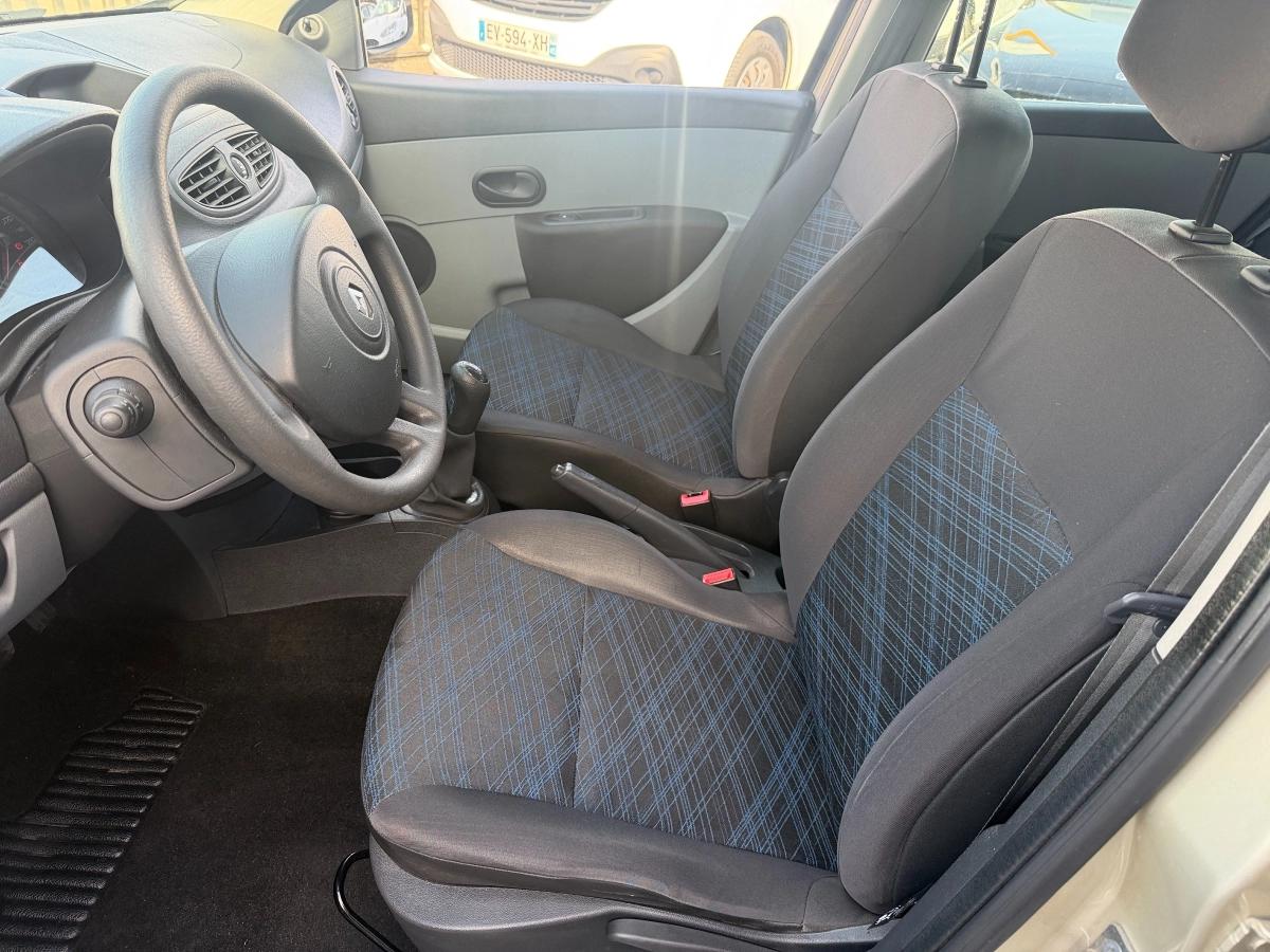Renault Clio 1.5 DCI 70 PACK AUTHENTIQUE 2007 - vue 11