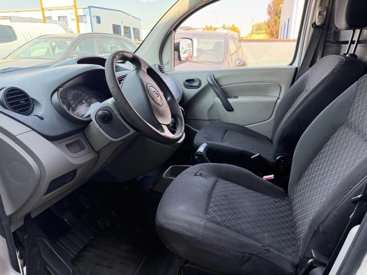 Renault Grand Kangoo COMBI 1.5 DCI 90 2010 - vue 12