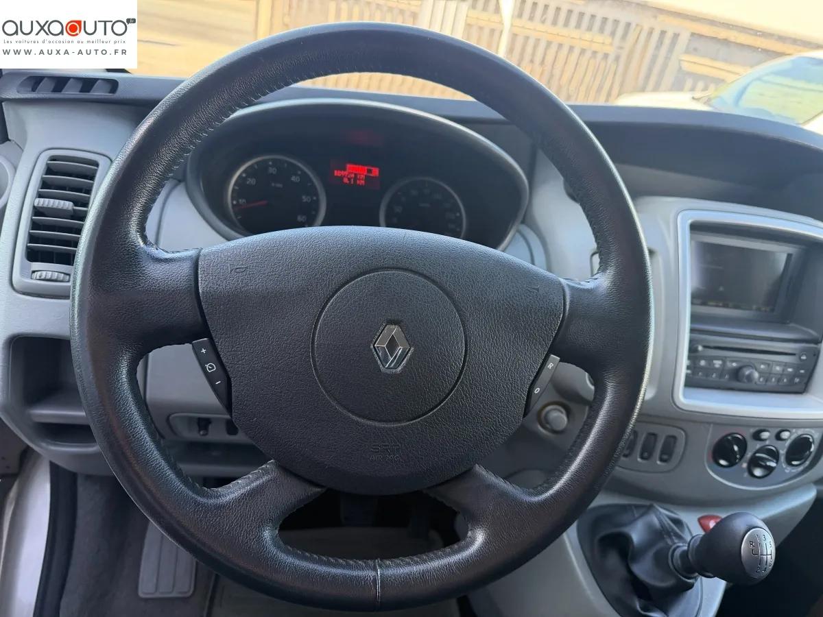 Renault Trafic 2014 - vue 18