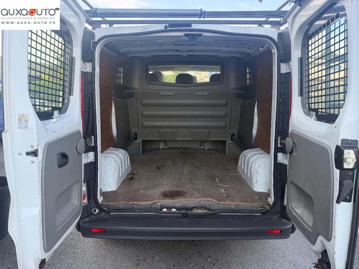 Renault Trafic Vu FOURGON 2.0 DCI 90 L1H1 2010 - vue 18
