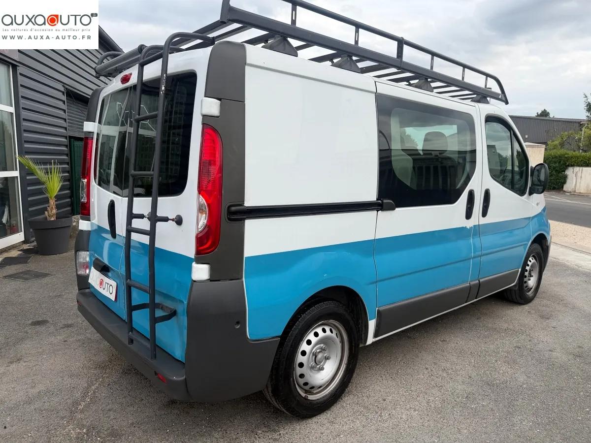 Renault Trafic Vu FOURGON 2.0 DCI 90 L1H1 2010 - vue 7