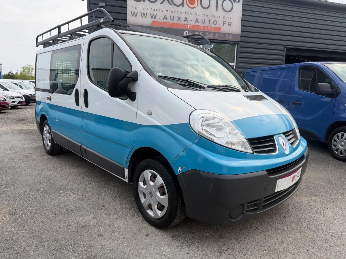 Renault Trafic Vu FOURGON 2.0 DCI 90 L1H1 2011 - vue 7