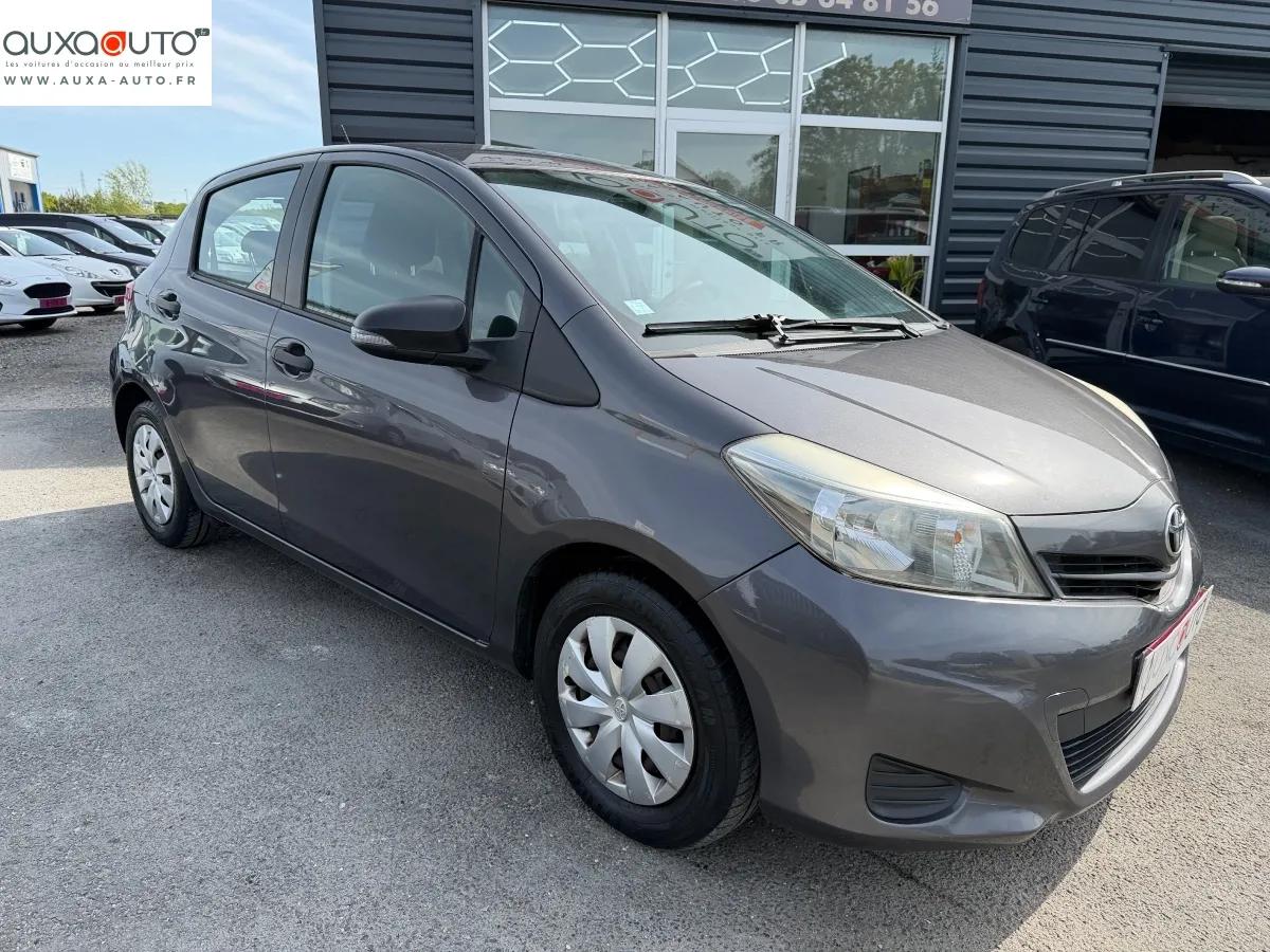 Toyota Yaris 1.4 D4D 90 STYLE 2012 - vue 11