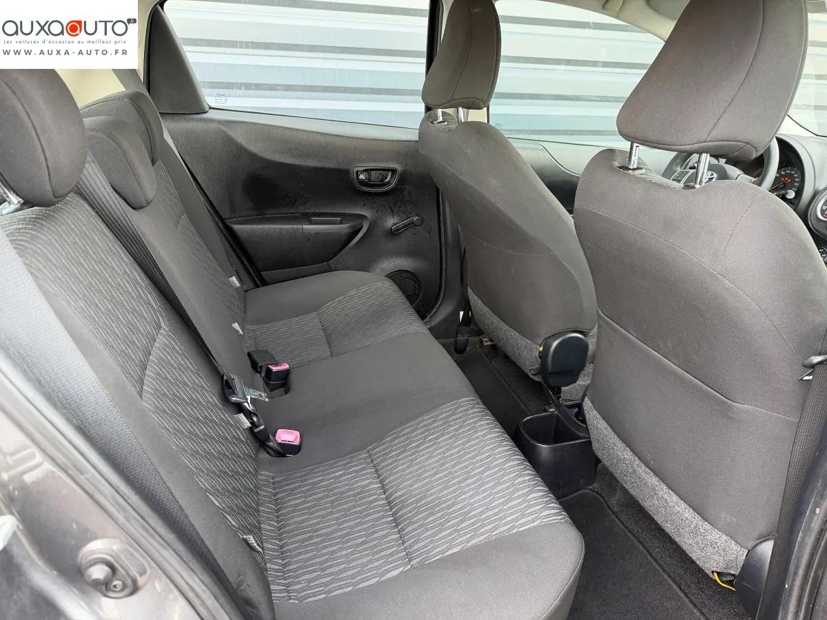 Toyota Yaris 1.4 D4D 90 STYLE 2012 - vue 12