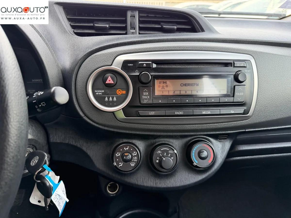 Toyota Yaris 1.4 D4D 90 STYLE 2012 - vue 14