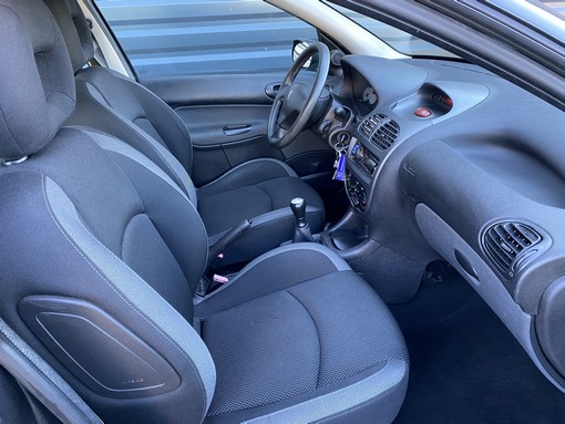 Peugeot 206 SW 1.4 HDI 70 2006 - vue 4
