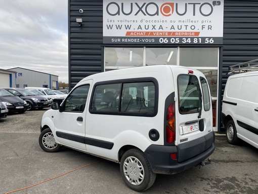 Renault Kangoo 1.4 Expression 75 Ch 2003 - vue 2